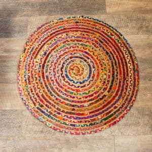 Okrúhly koberec z Juty a recyklovanej rifloviny farebný
