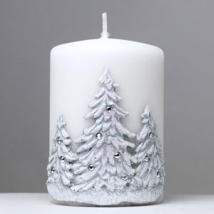 Sviečka valec zimný stromček biely 7x10